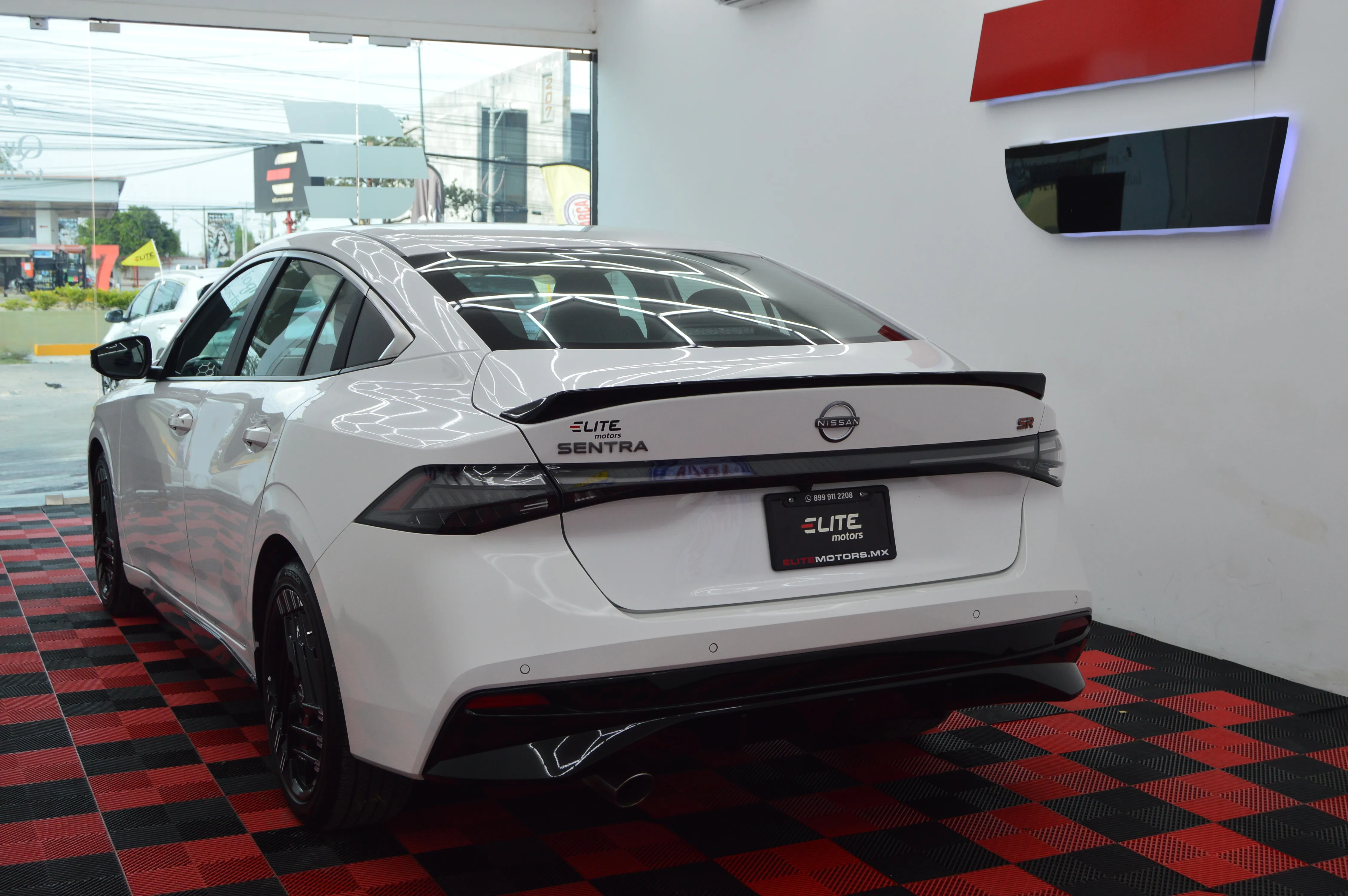 Nissan SENTRA SR PLATINUM CVT 2026