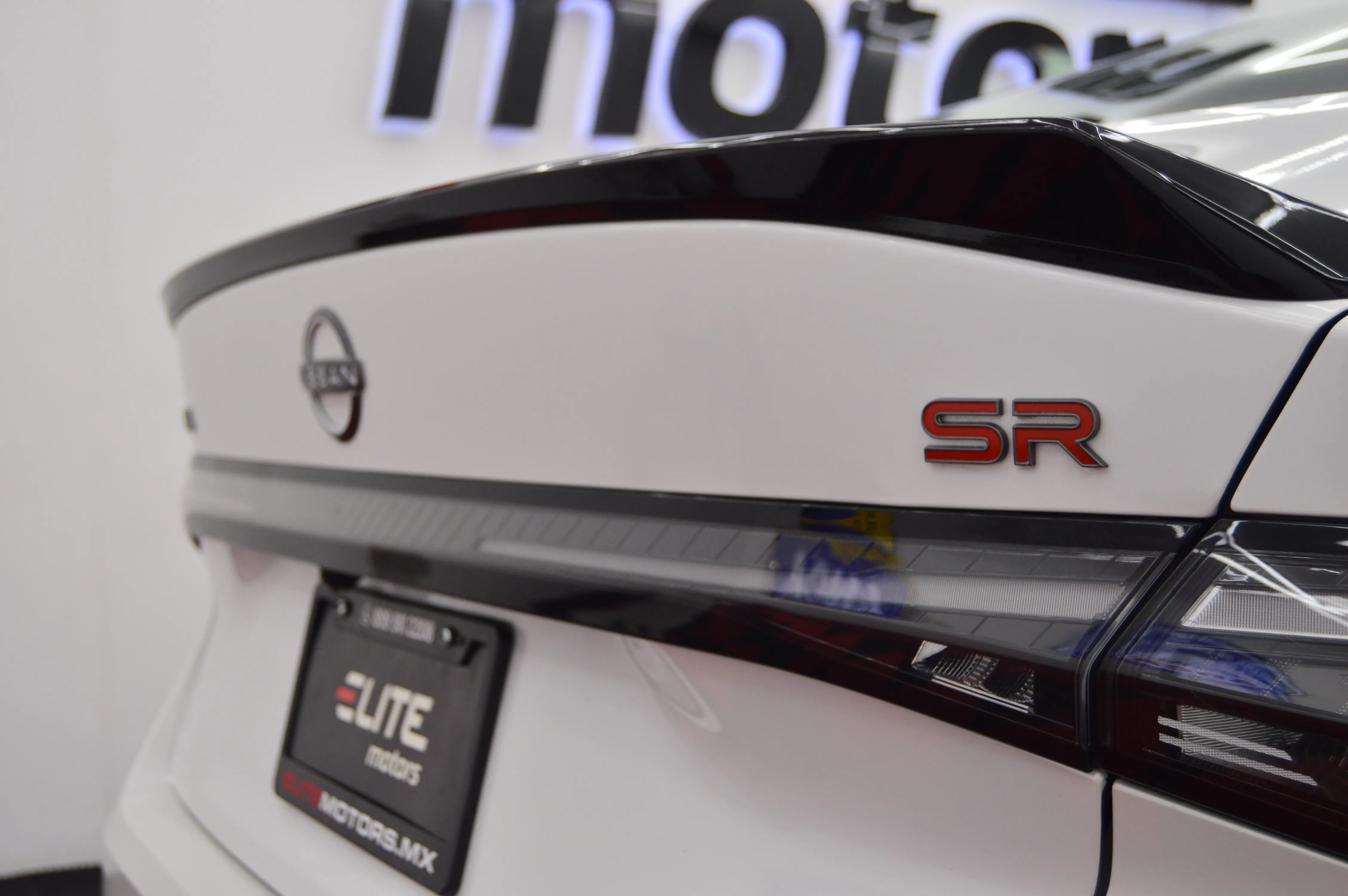 Nissan SENTRA SR PLATINUM CVT 2026