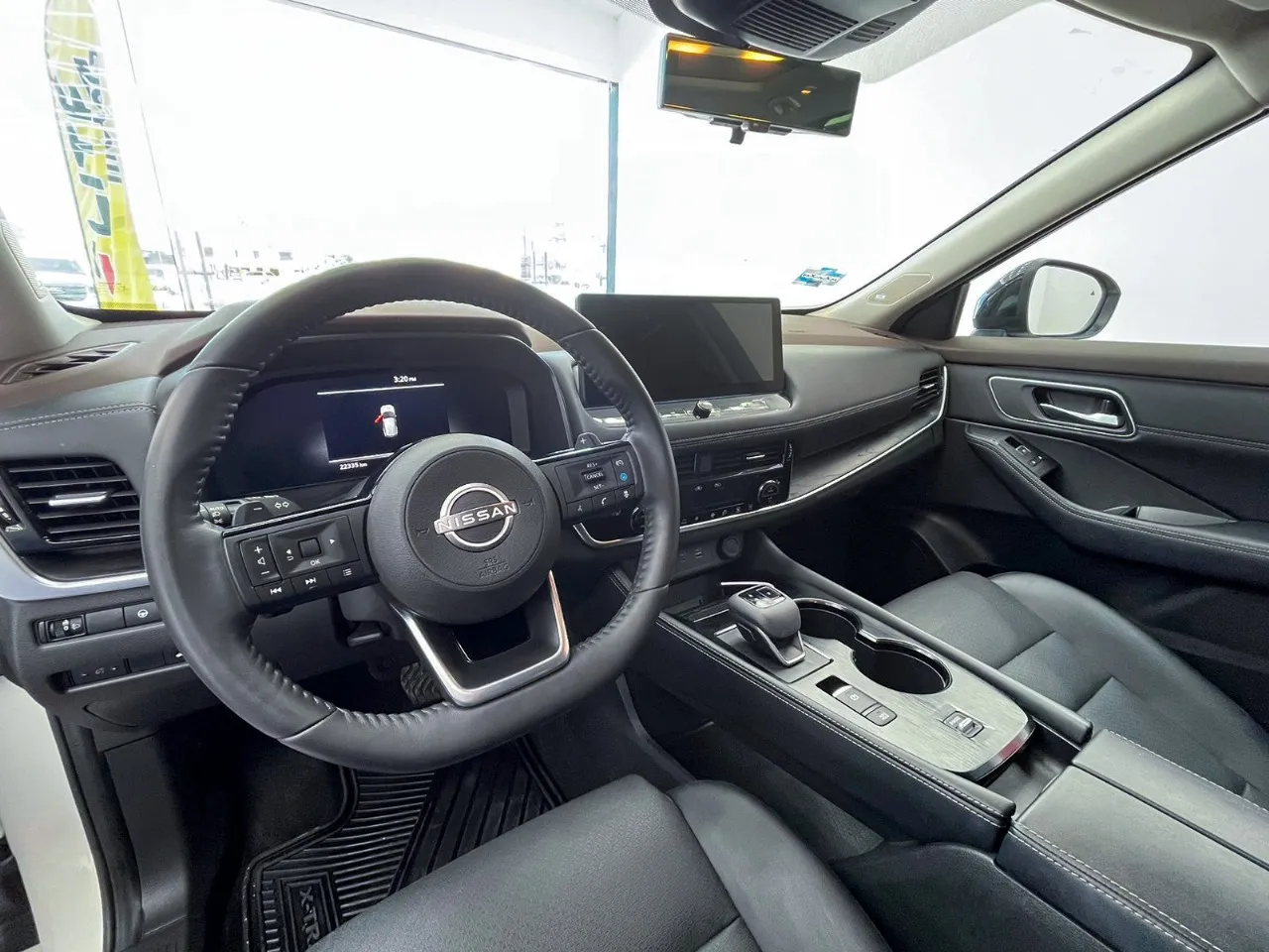 Nissan xtrail Platinum Plus 2024