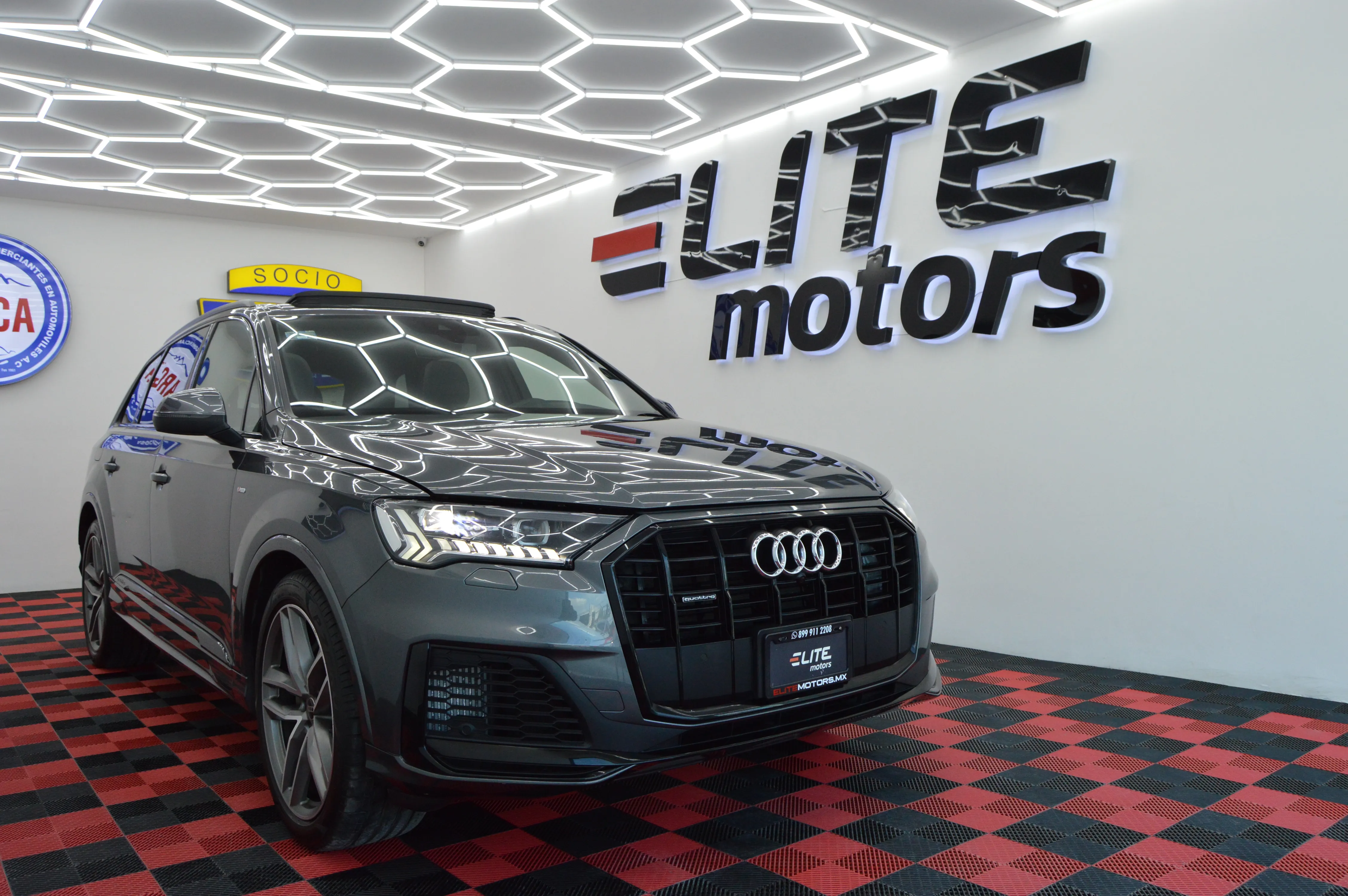 Q7 S- LINE