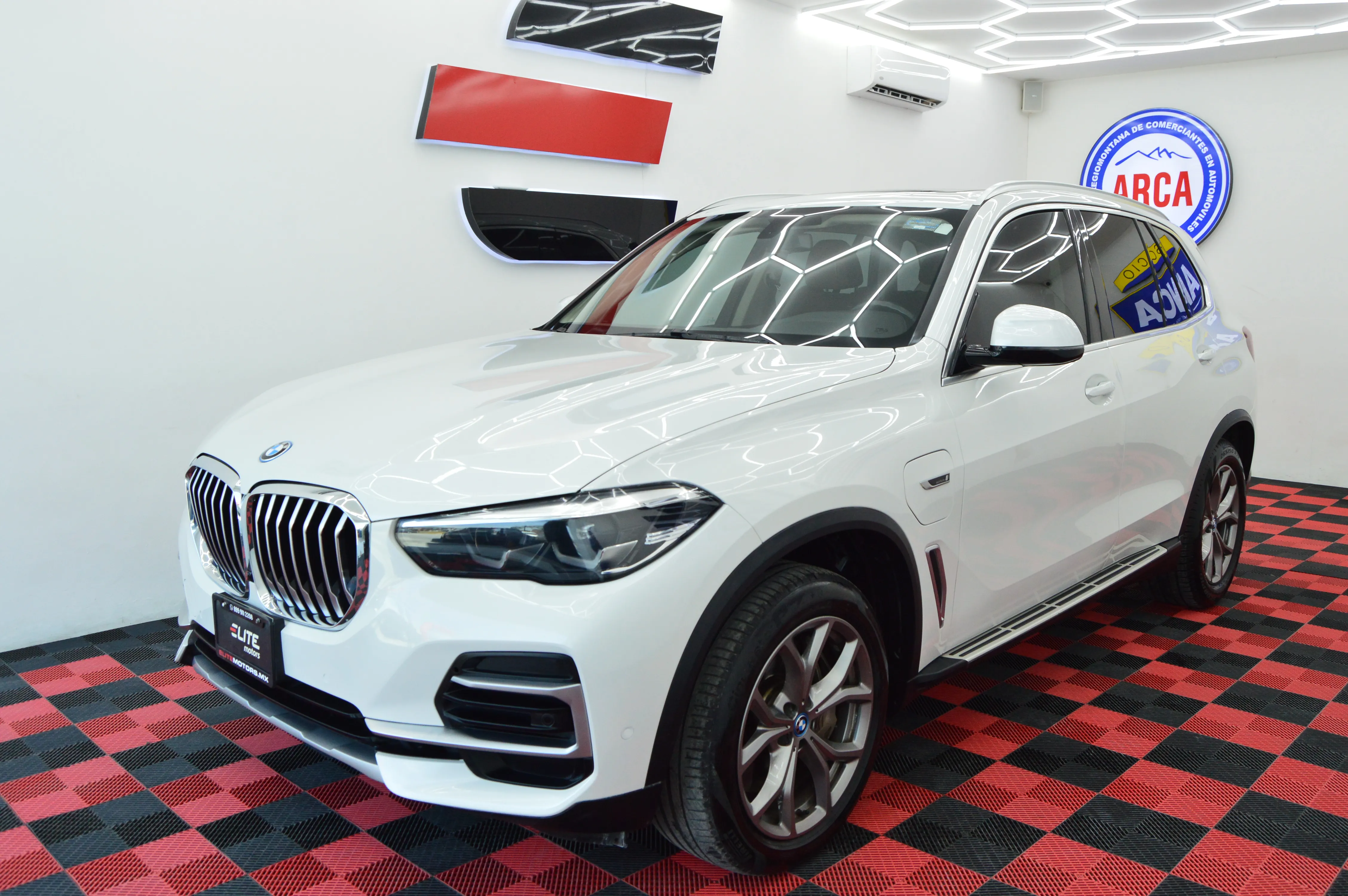 X5 Híbrida Enchufable