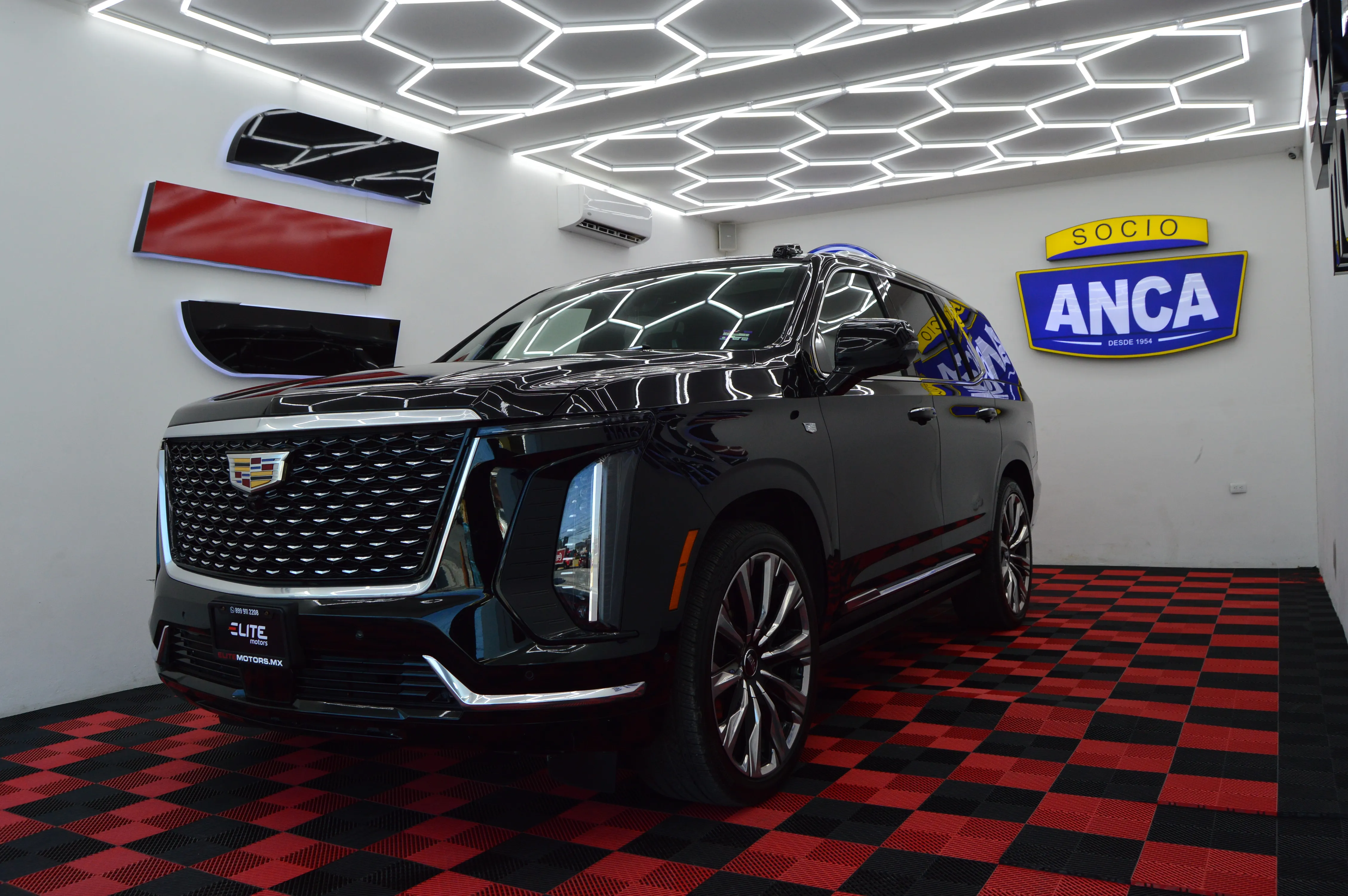 Escalade Premium Luxury
