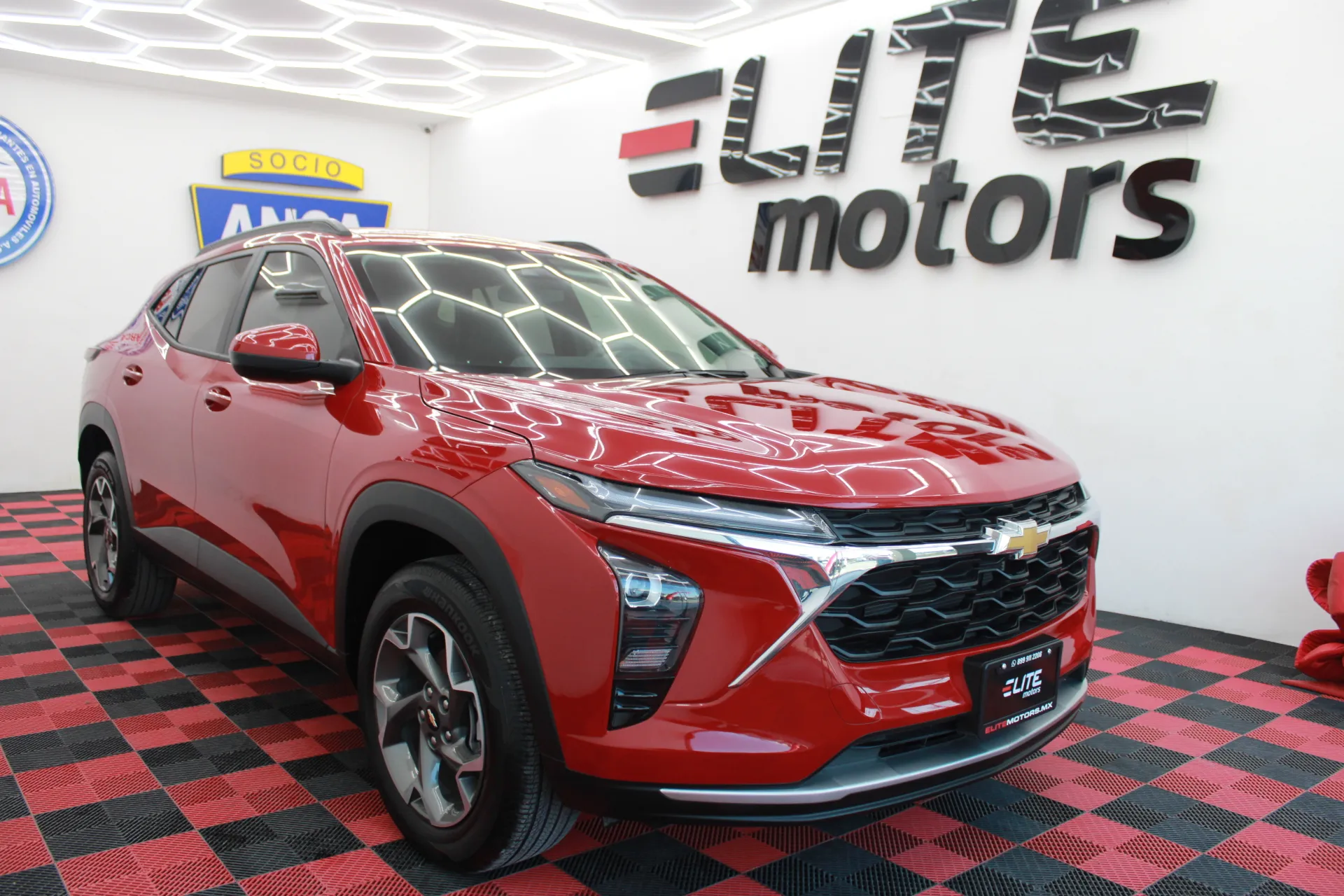 TRAX LT