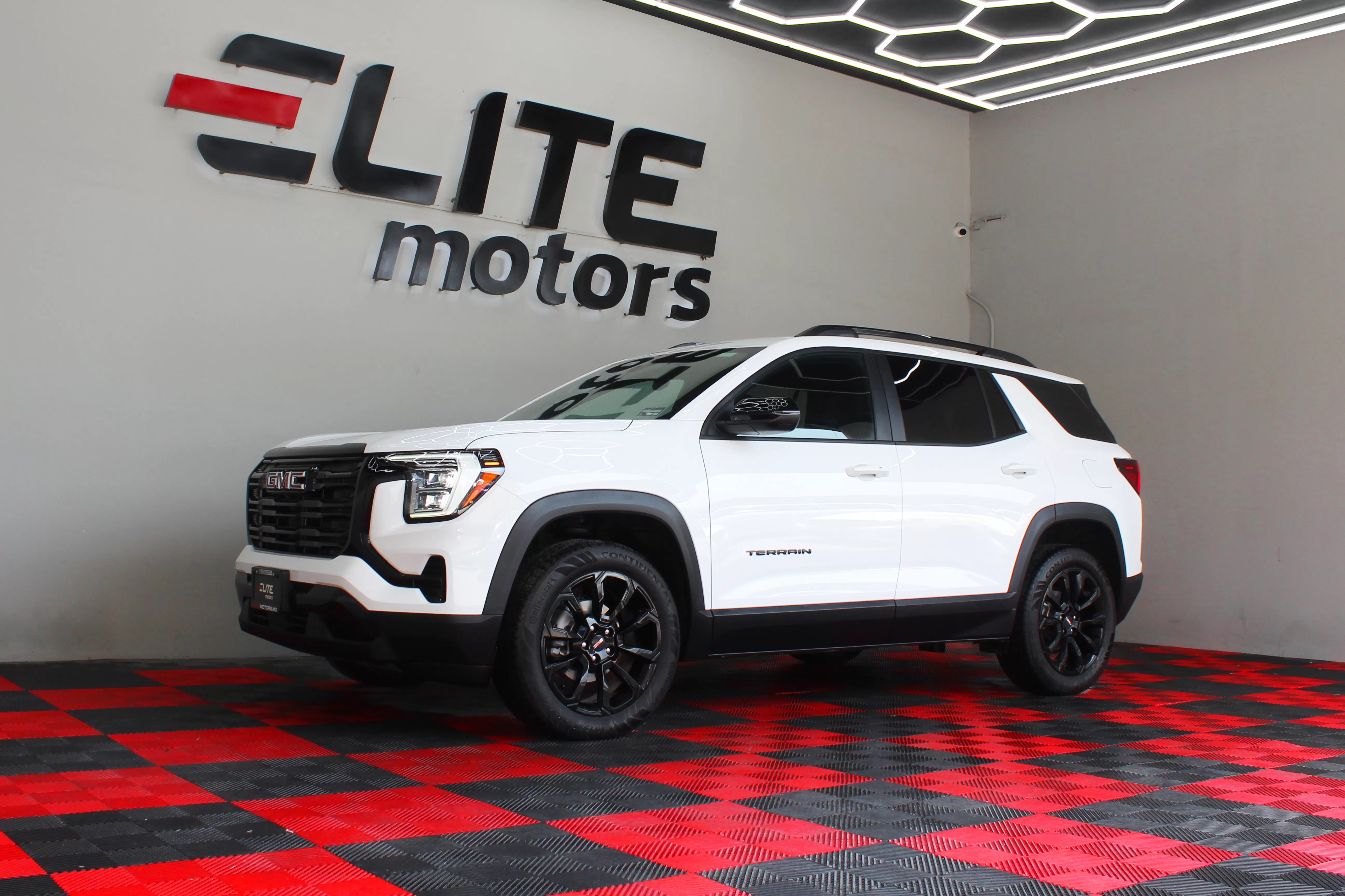 Terrain Elevation Black Edition