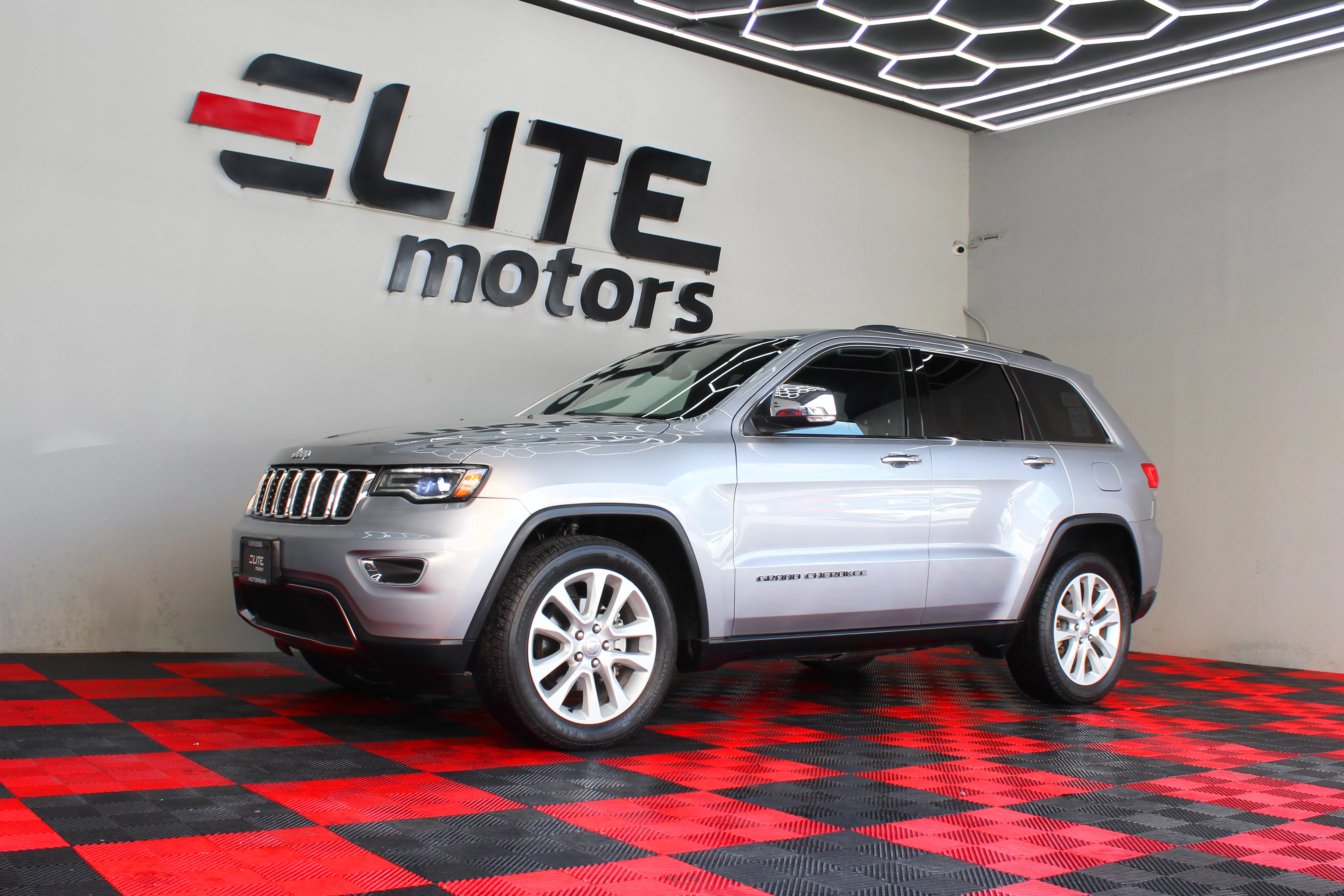 Grand Cherokee Limited Lujo