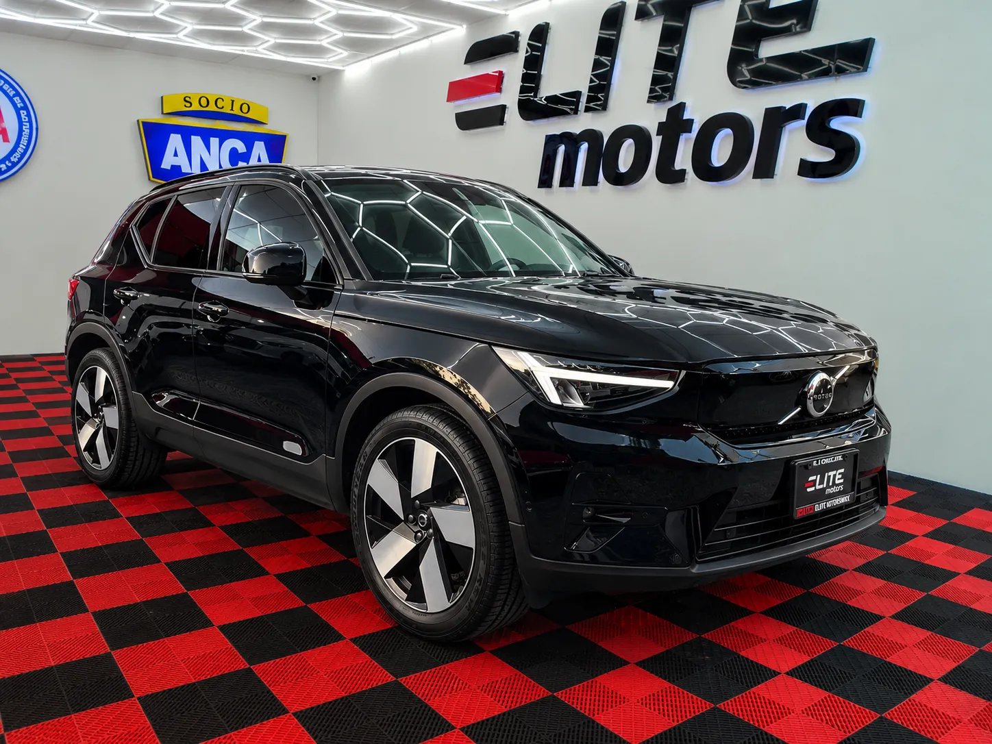 XC40 BEV ELÉCTRICO TWIN