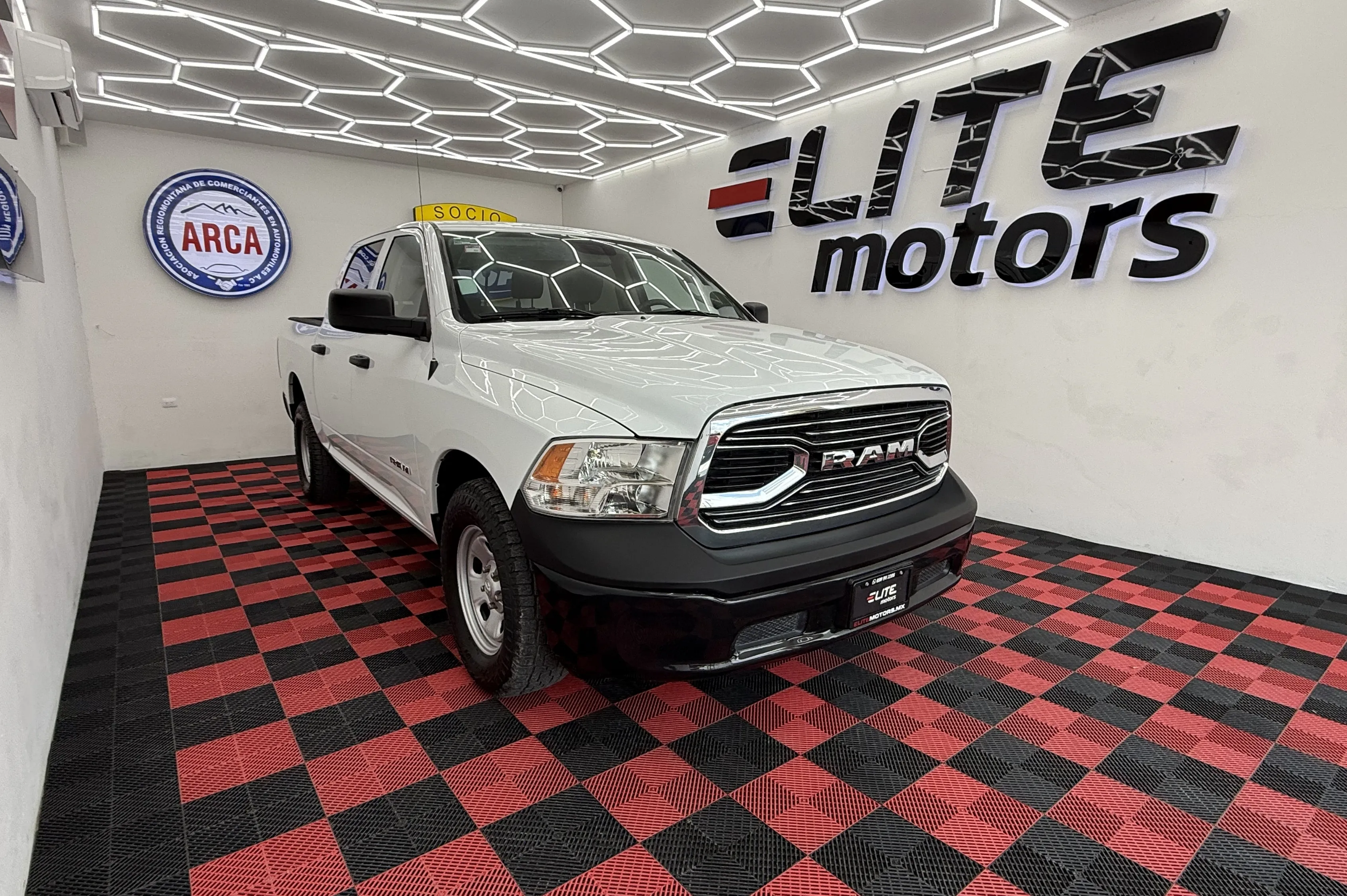 RAM 1500 SLT CREW CAB 2022