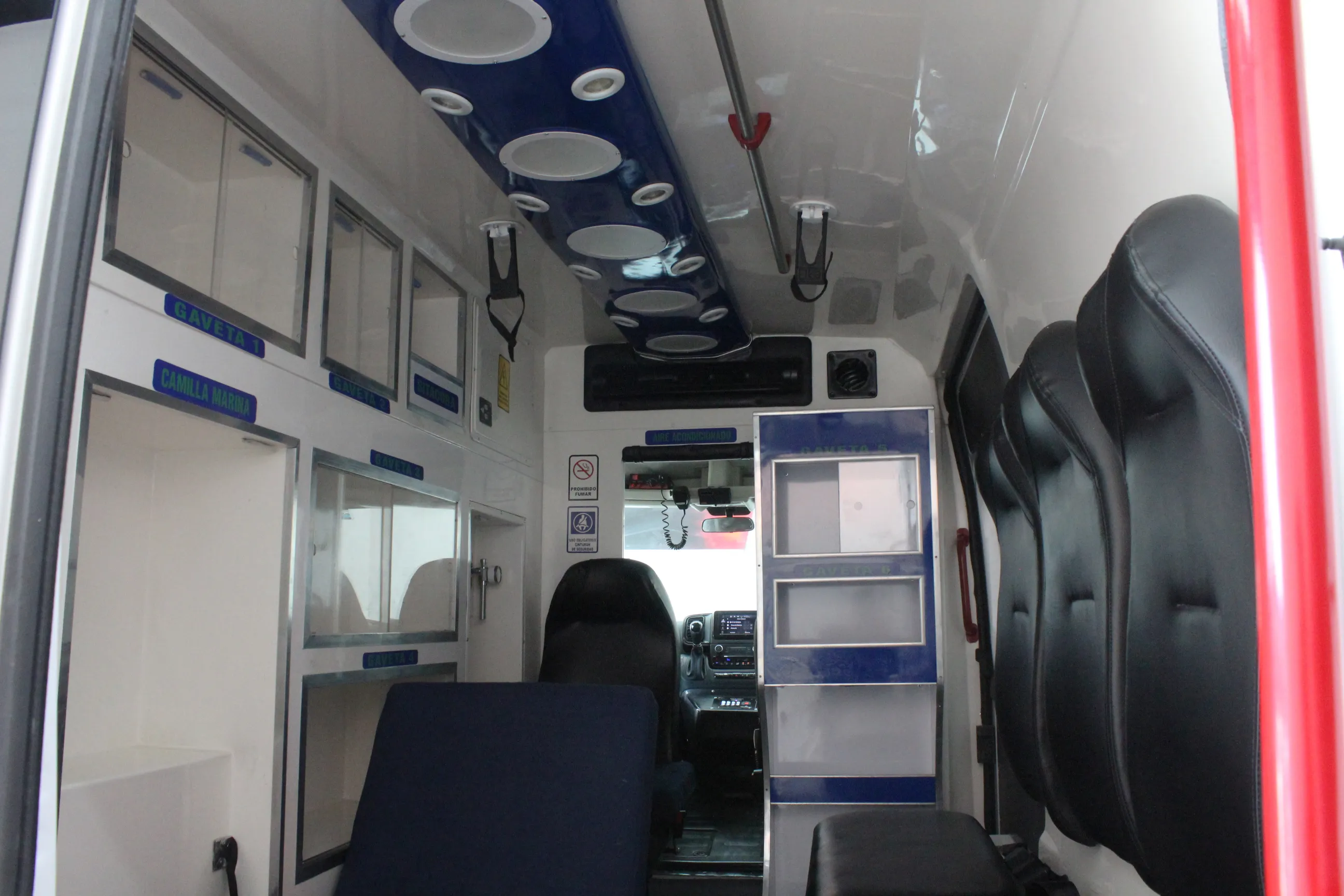 RAM Pro Master Ambulancia 2023