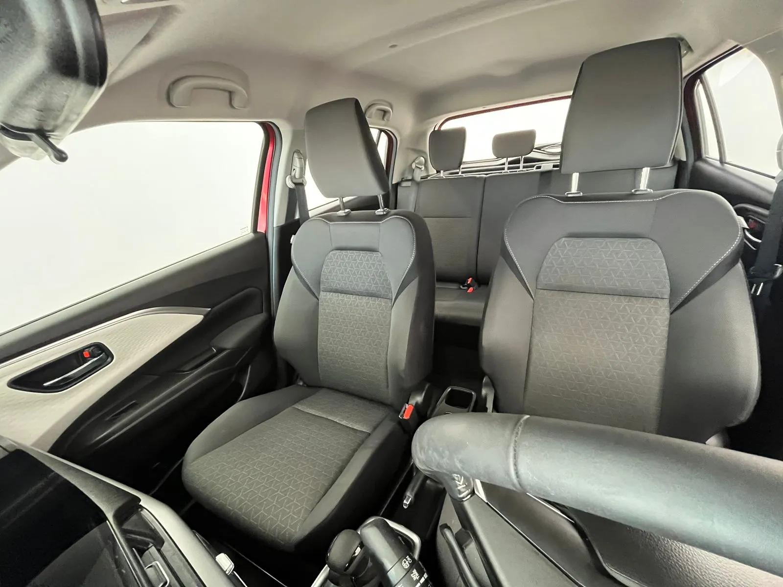 Suzuki SWIFT GLX 2025