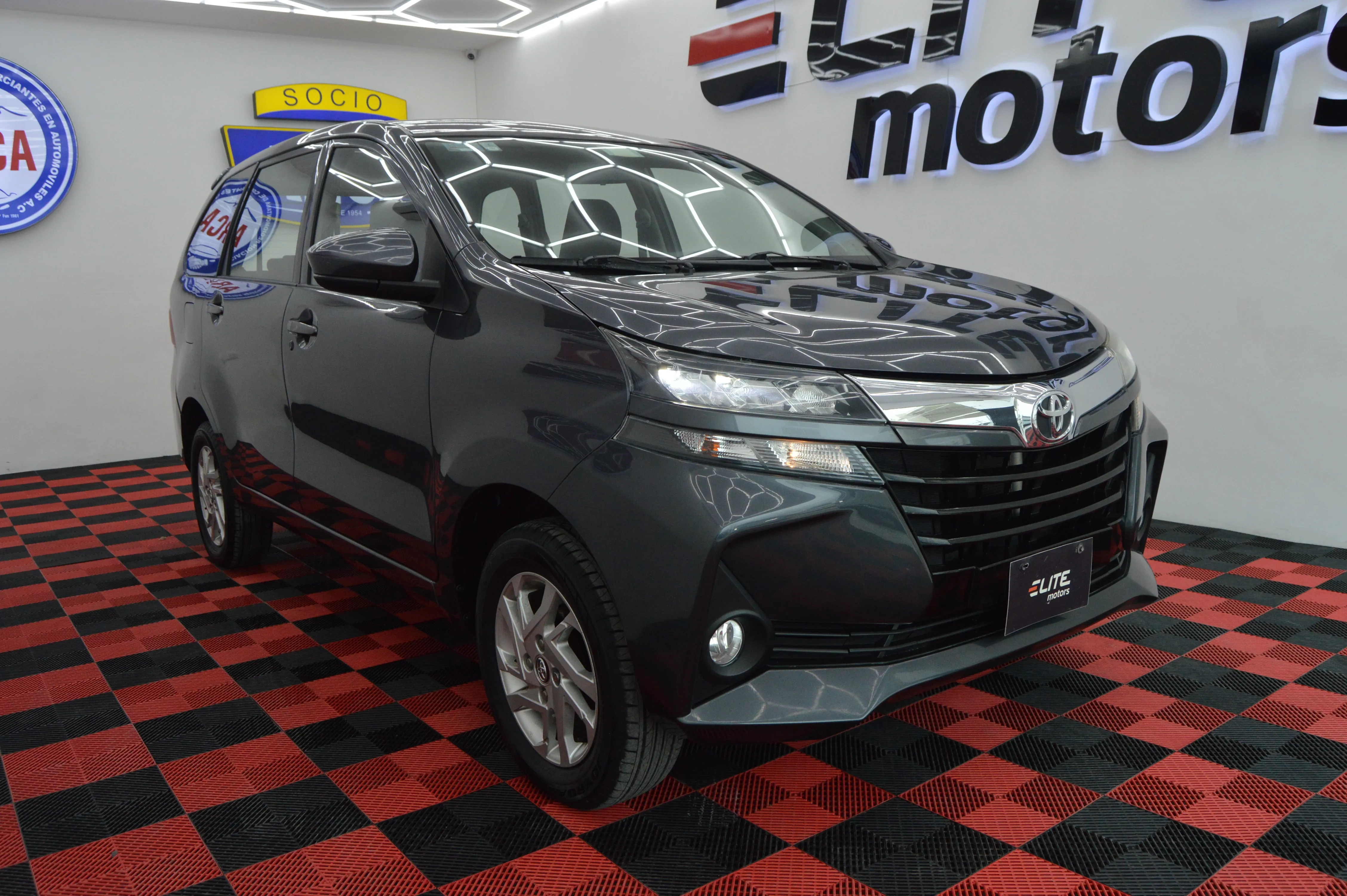 Toyota Avanza XLE 2020