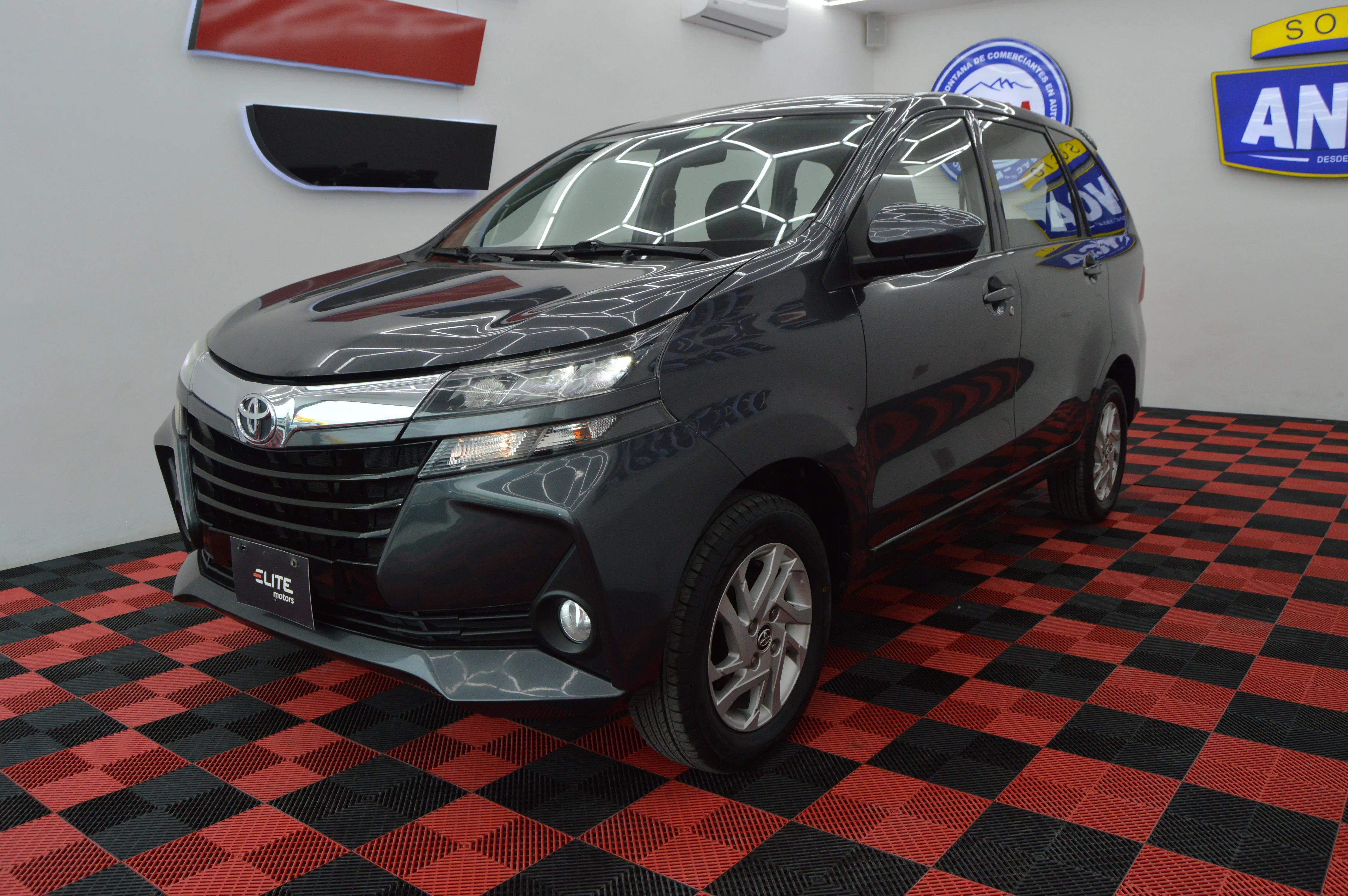 Toyota Avanza XLE 2020