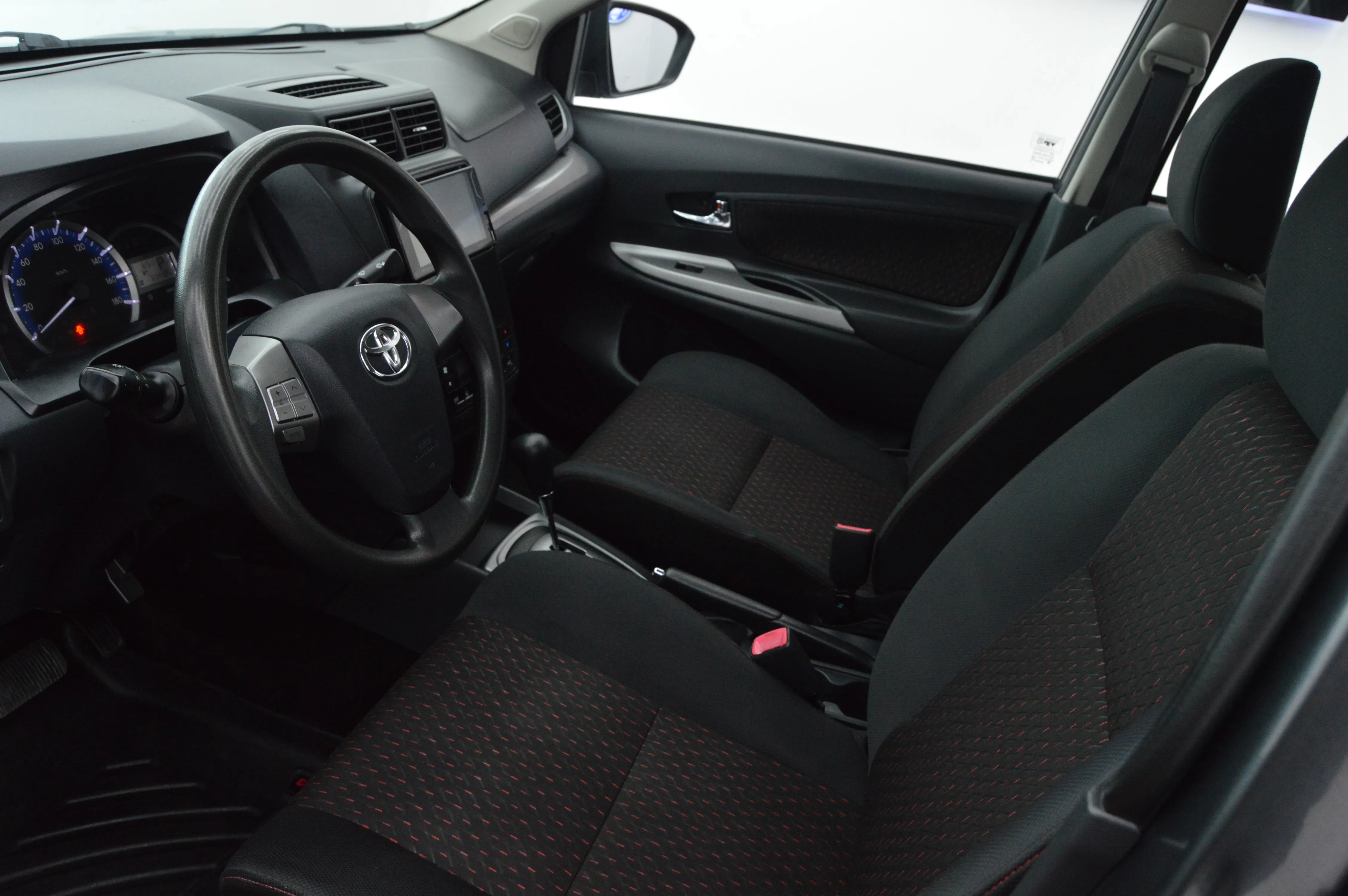 Toyota Avanza XLE 2020