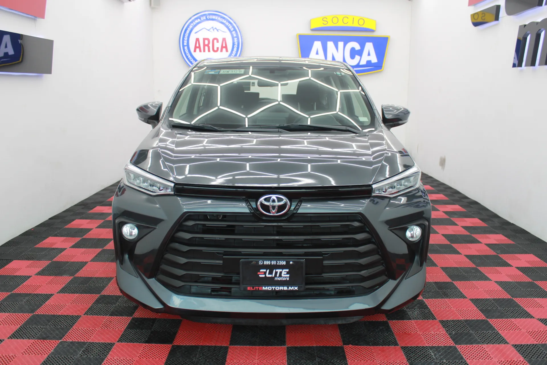 Toyota AVANZA XLE CVT 2023