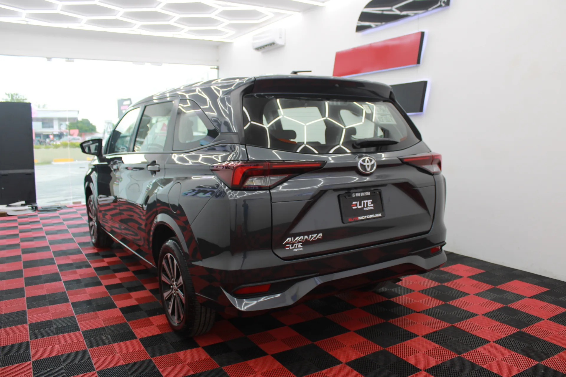 Toyota AVANZA XLE CVT 2023