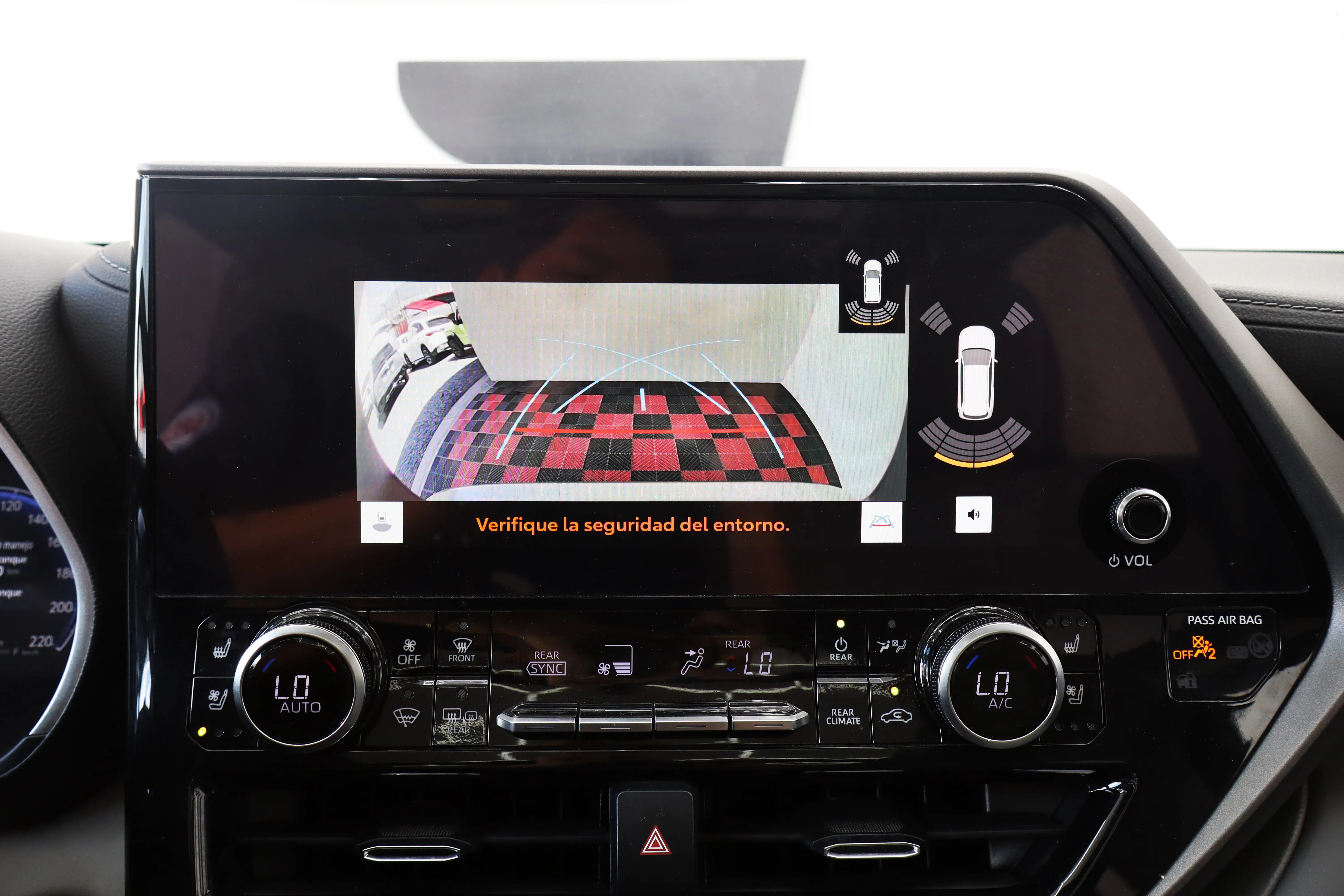 Toyota Highlander Limited Hybrid 2023
