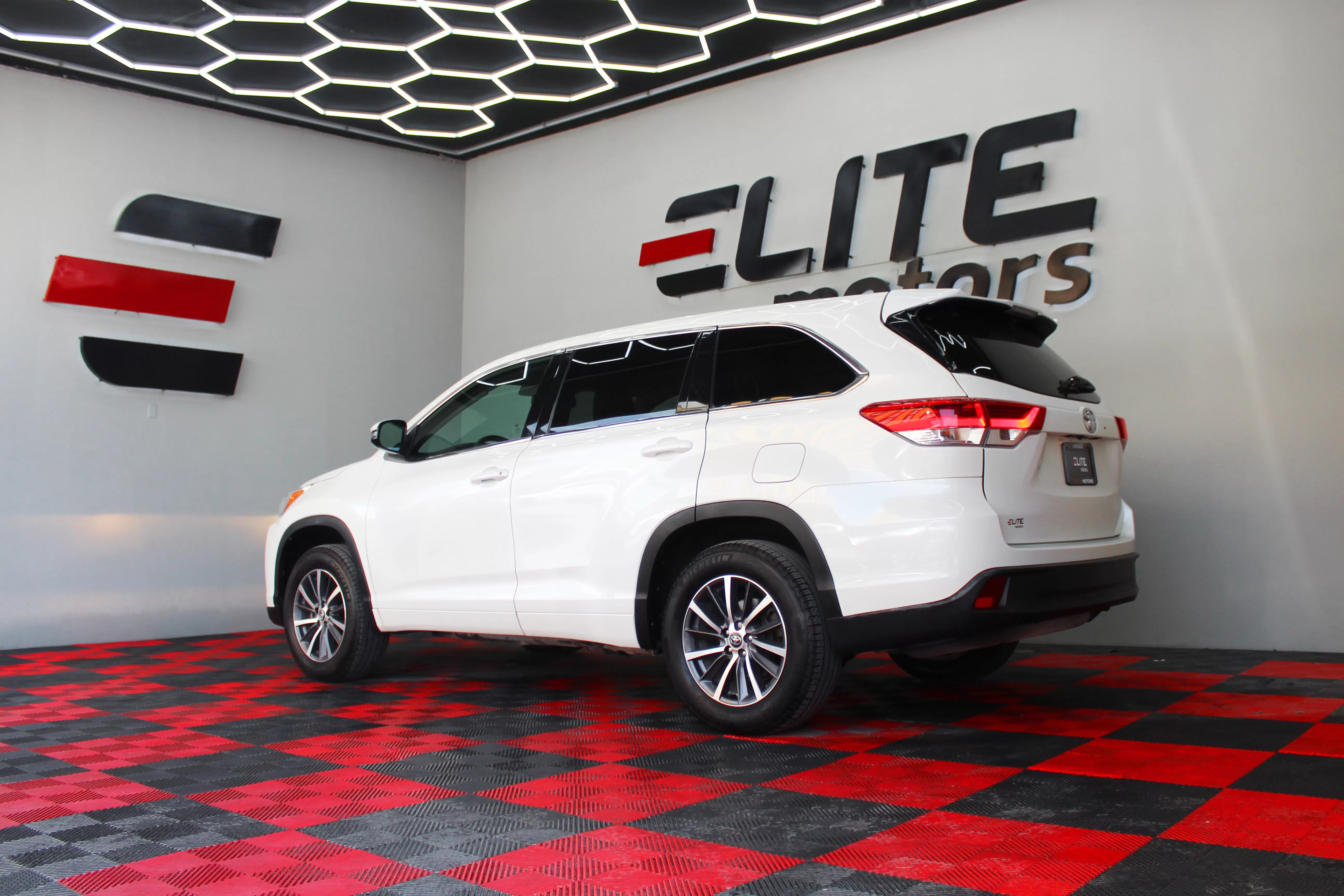 Toyota Highlander XLE 2017