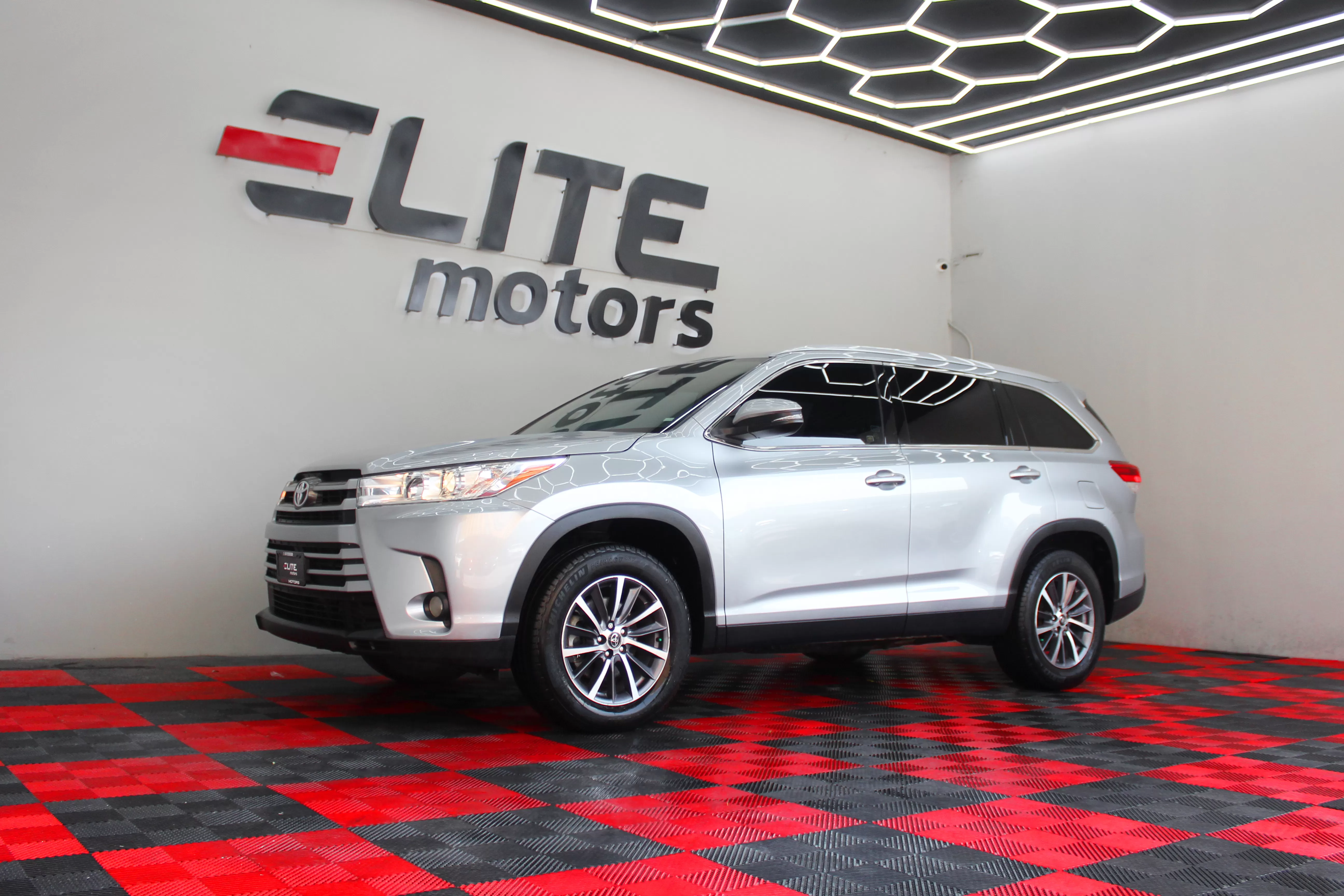 Toyota Highlander XLE 2019