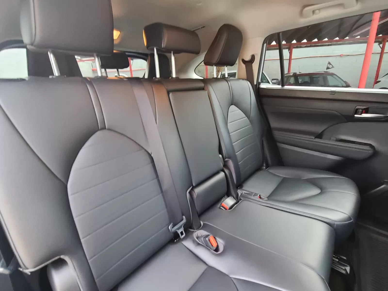 Toyota Highlander XLE 2021