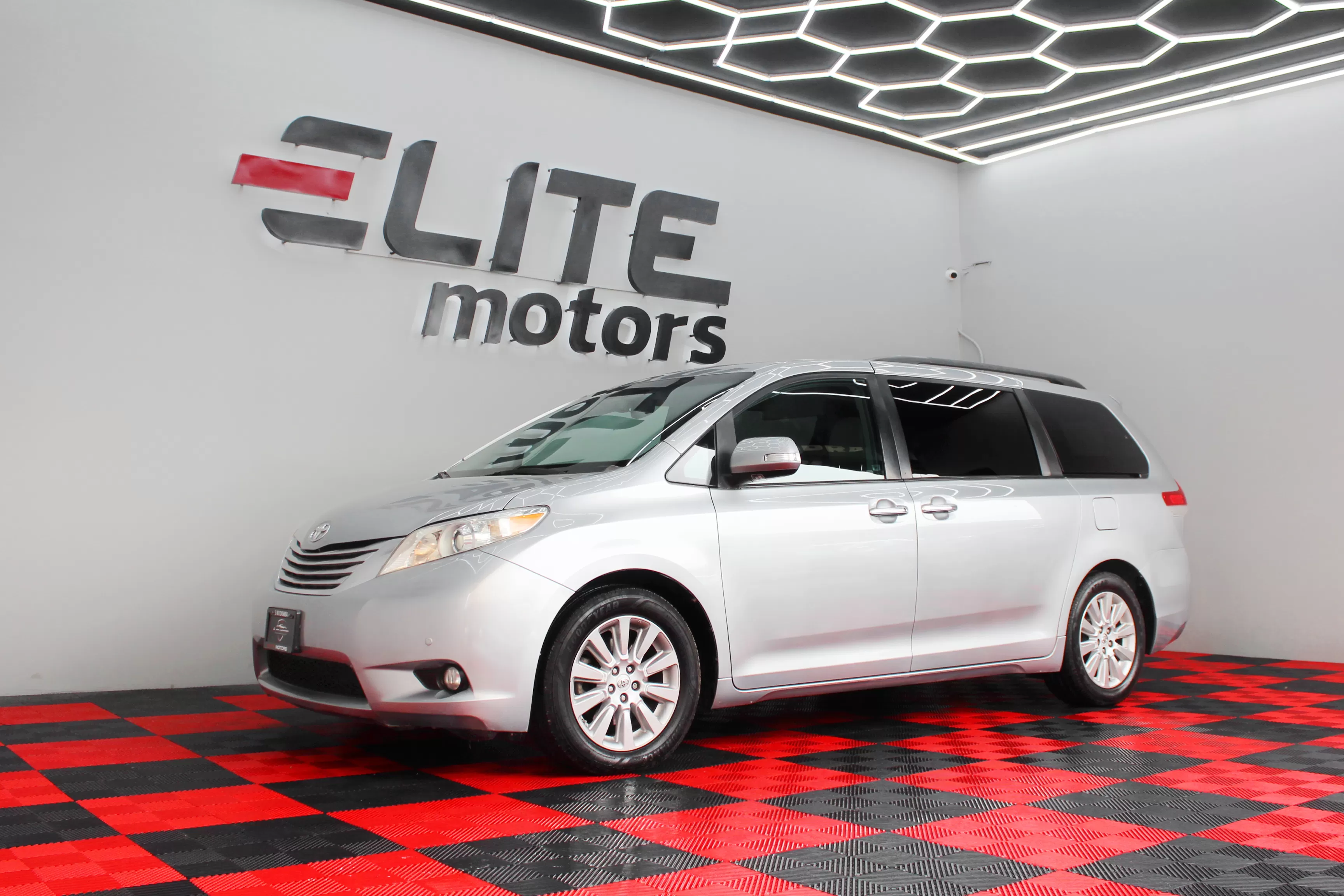 Toyota Sienna Limited 2014