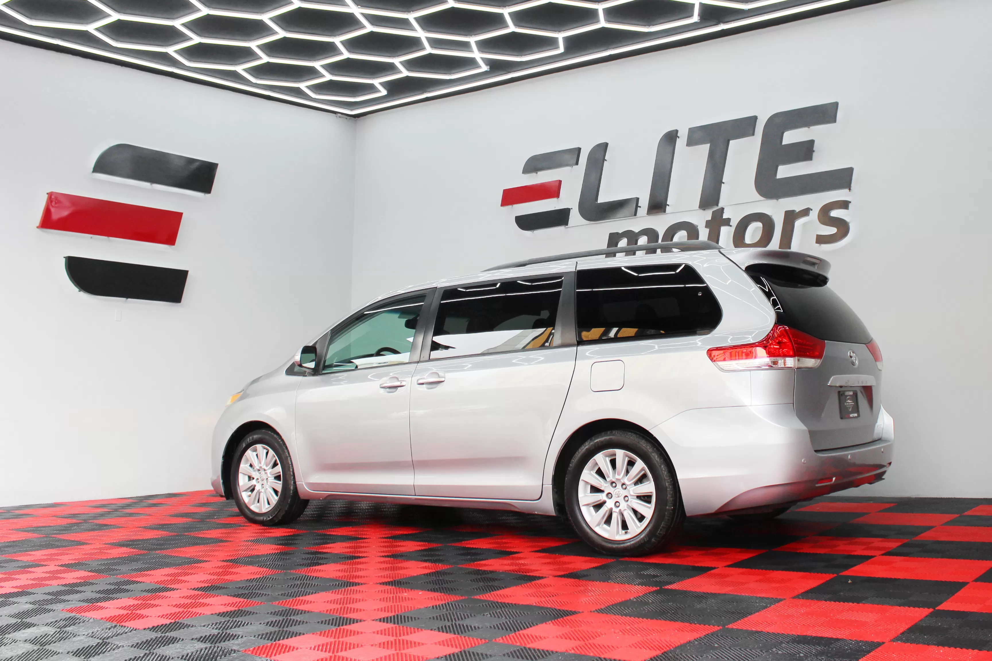 Toyota Sienna Limited 2014