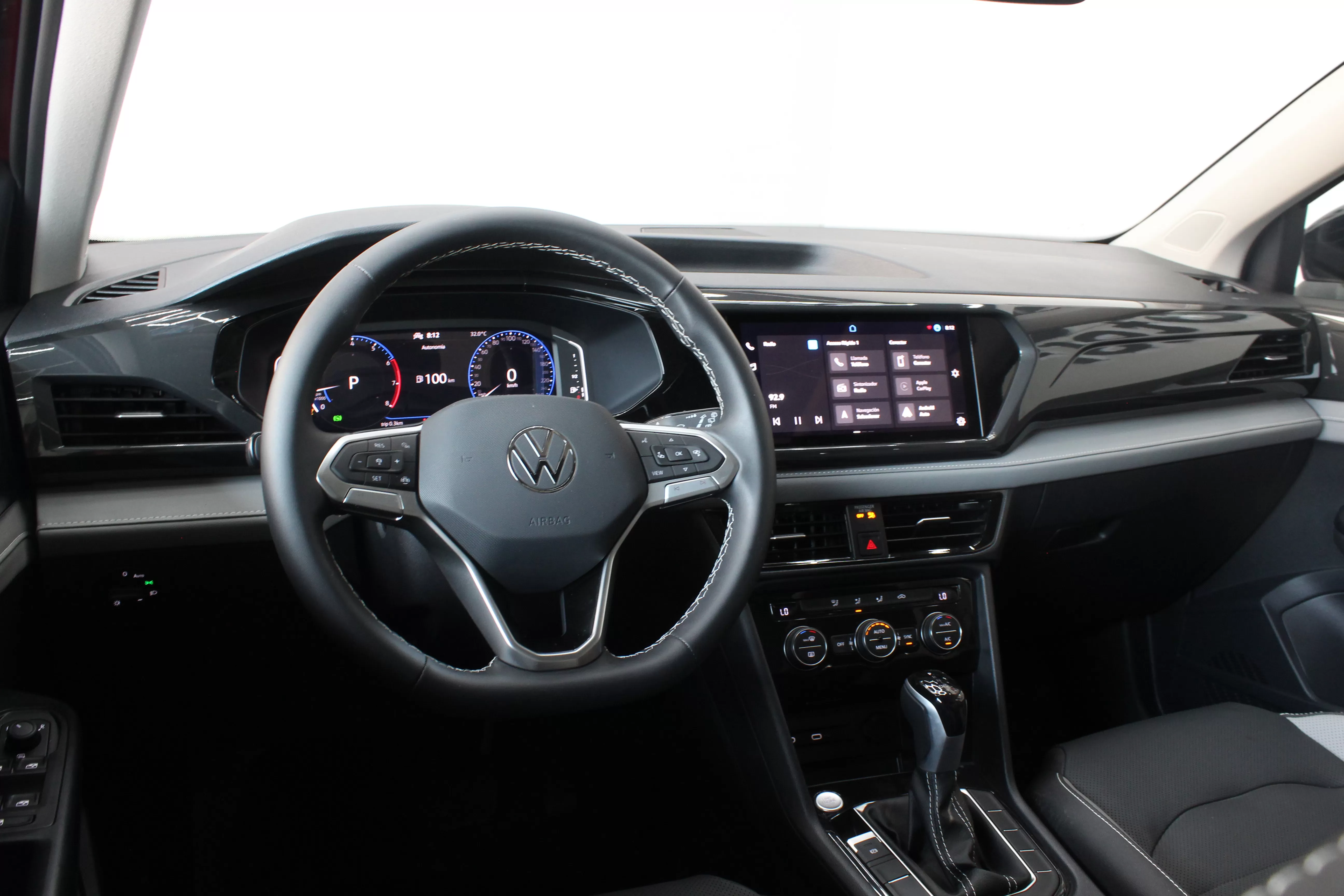 Volkswagen Taos Highline 2024