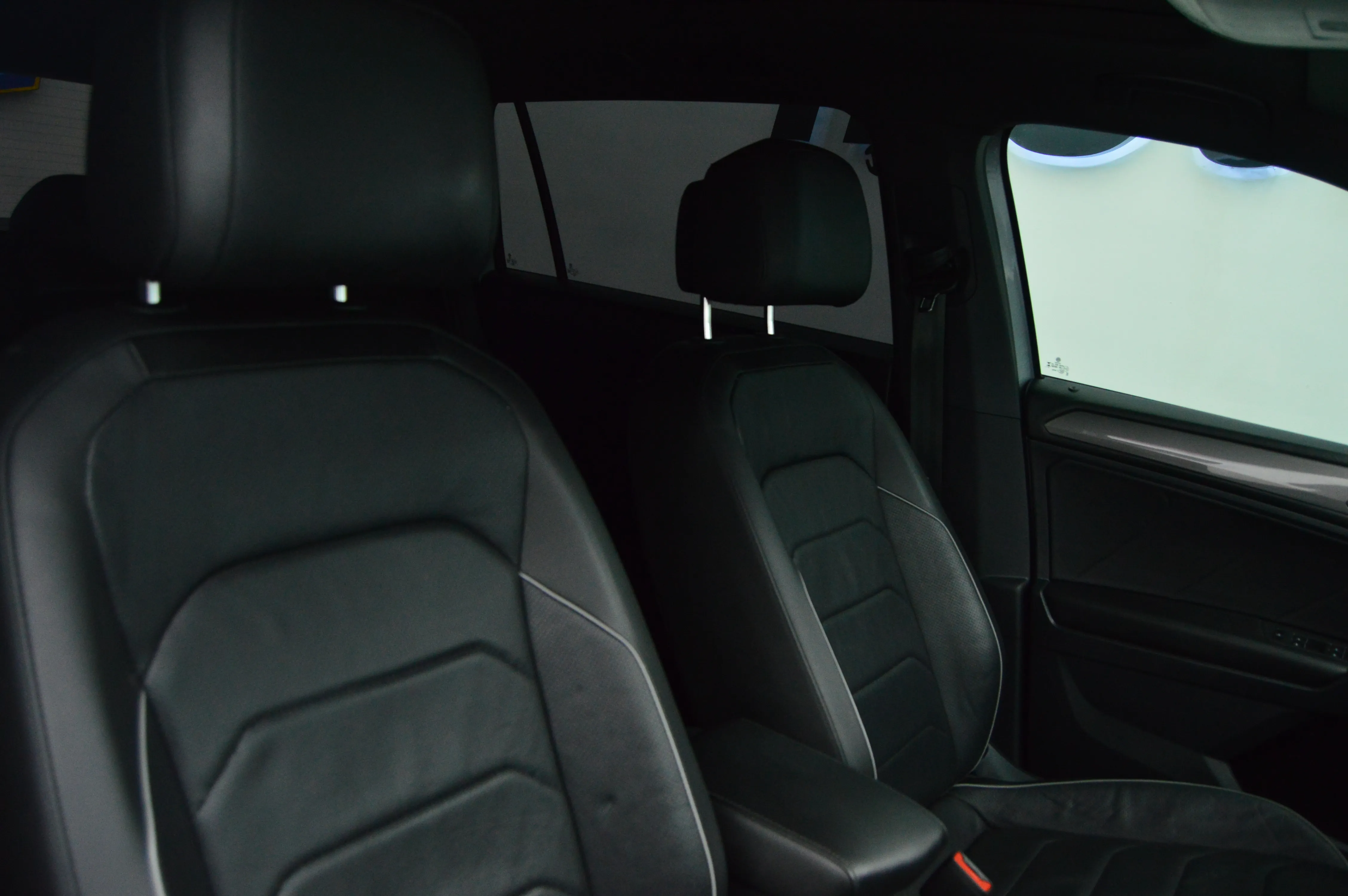 Volkswagen TIGUAN R-LINE 2024