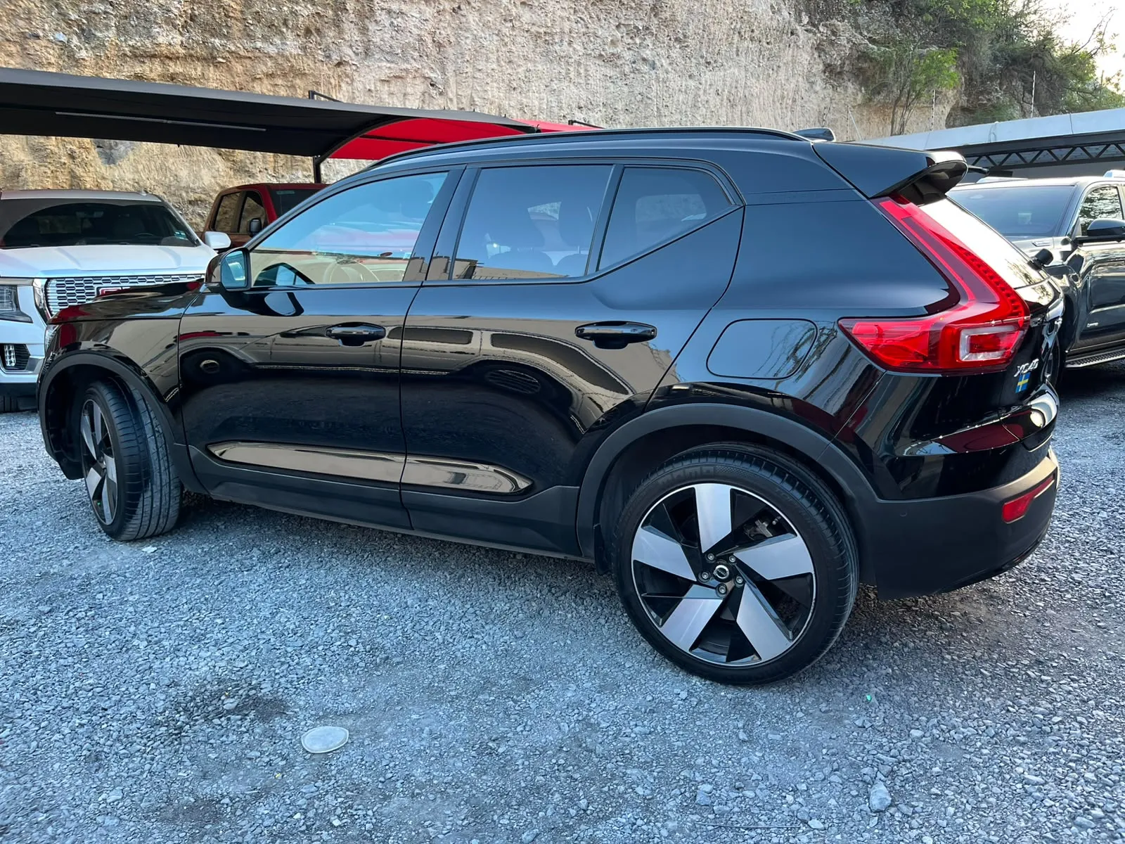Volvo XC40 BEV ELÉCTRICO TWIN 2023